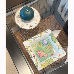 MINITARTERA HENRIETTE CON VELA RED. VERDE+ BANDEJA HENRIETTE FLORES